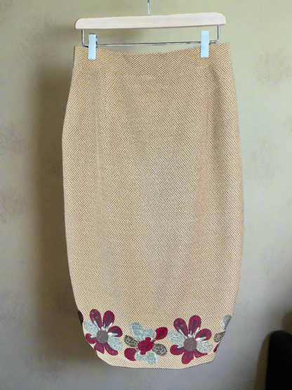 Pencil /tulip style Skirt with back seam Pleats