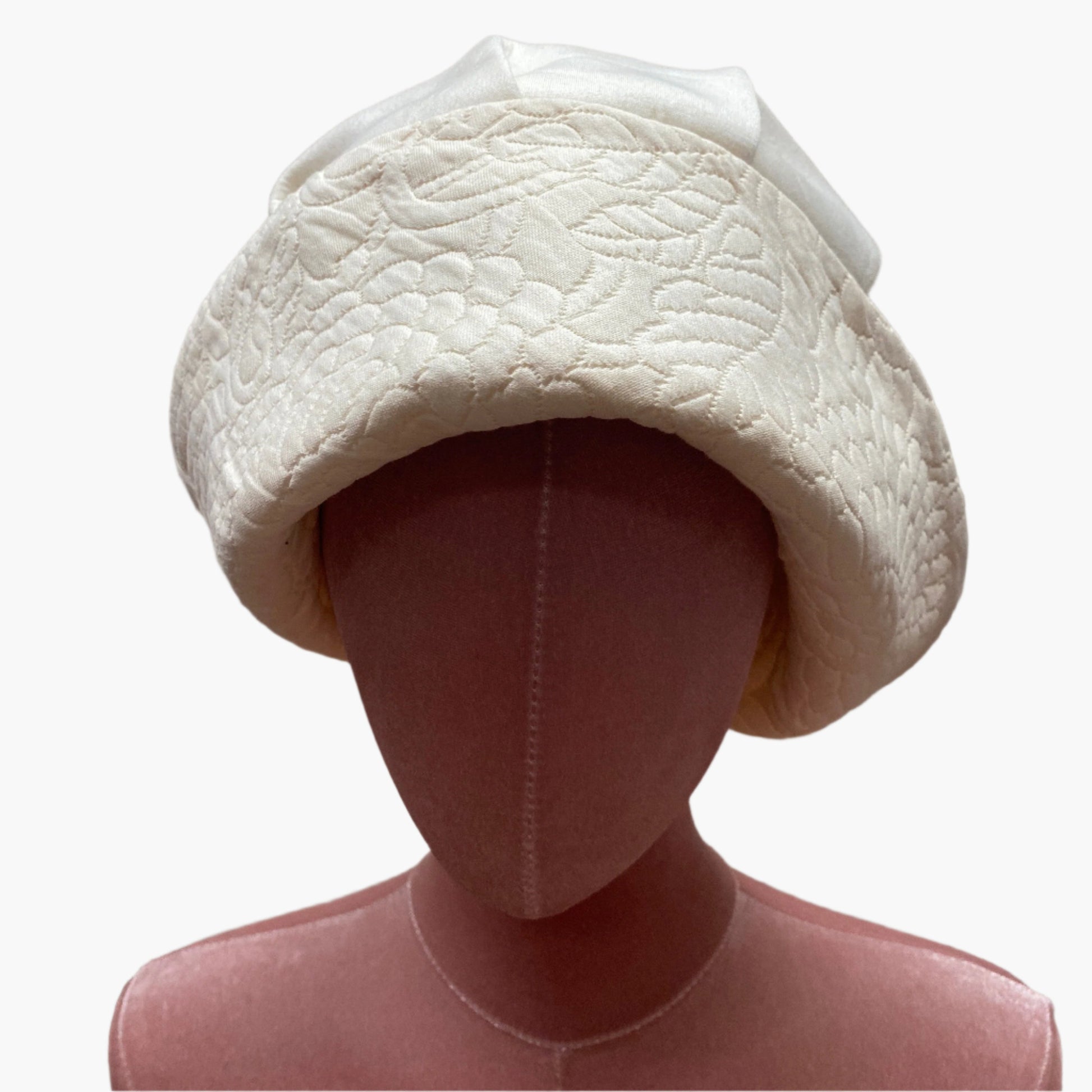  Handmade vintage-style,in cream  cotton mixed fabric,with structured brim.Perfect for classic and timeless fashion